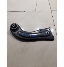 Рычаг подвески (задний левый)