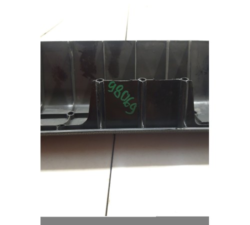 Накладка порога (передняя левая)