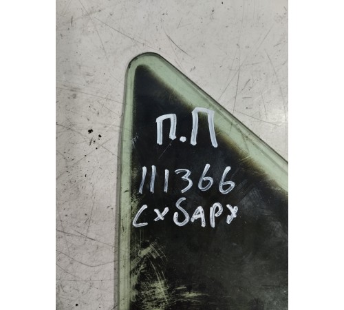 Стекло форточки двери переднее правое