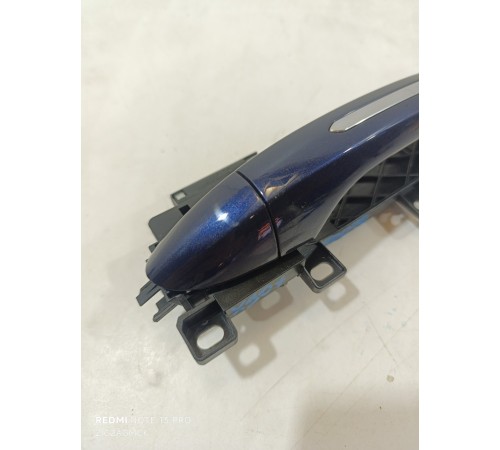 Ручка двери передняя правая наружняя