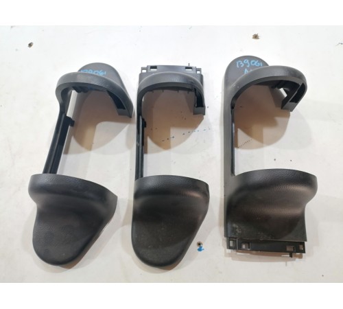 Комплект заглушек заднего ряда сидений