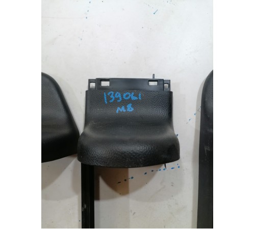 Комплект заглушек заднего ряда сидений