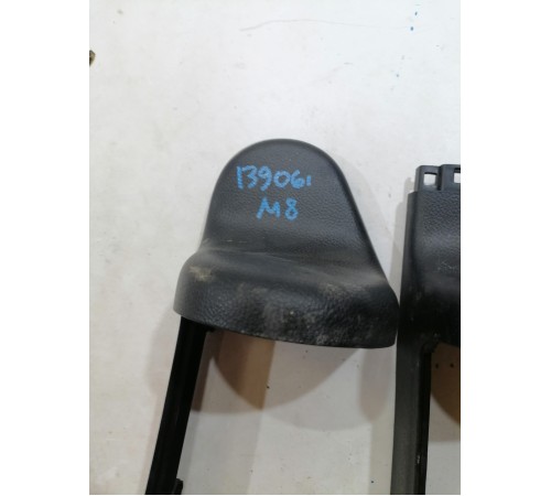 Комплект заглушек заднего ряда сидений