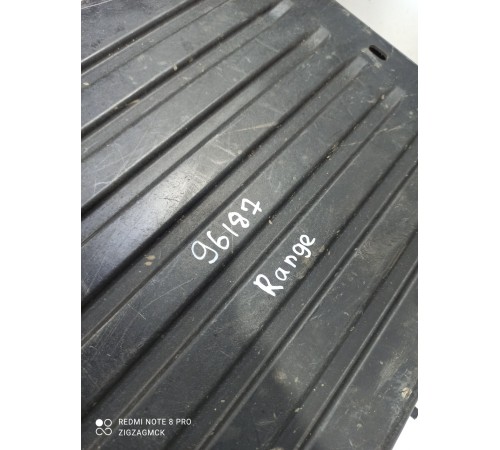 Накладка багажника