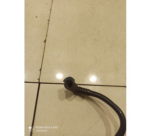 Трубка топливного клапана