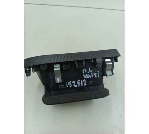 Дефлектор воздушный левый