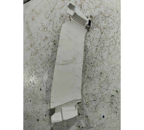 Обшивка багажника левая