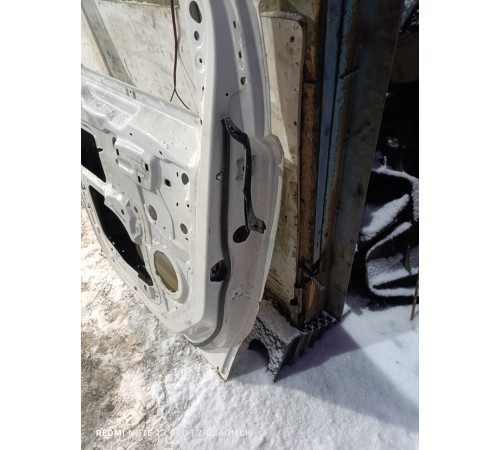 Дверь передняя левая