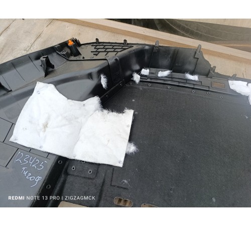 Обшивка багажника левая