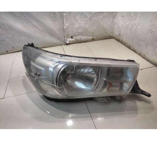 Фара (передняя,правая)