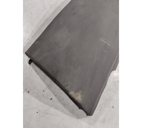 Накладка заднего сиденья правая