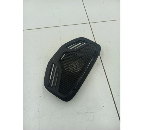 Крышка решетка динамика