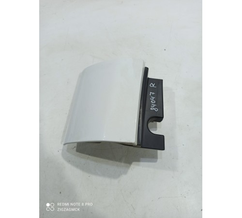 Накладка (пластик) кузова правый