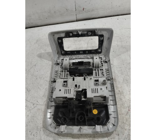 Плафон внутреннего освещения передний с многофункциональными кнопками