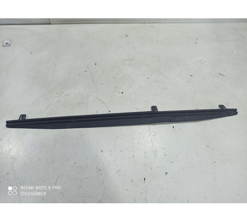 Уплотнитель кузова