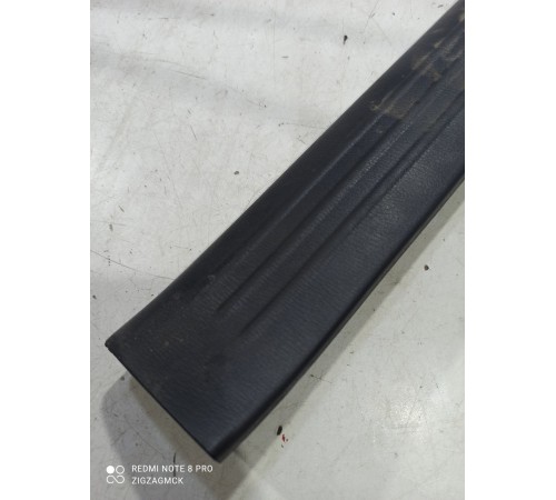 Накладка порога (задняя левая)