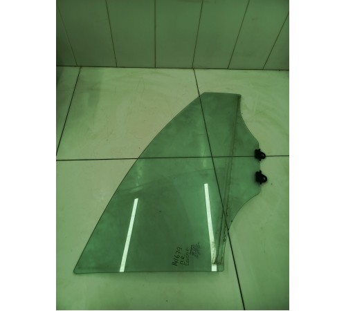 Стекло двери переднее правое