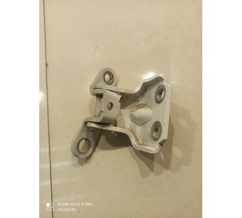 Петля двери (задняя, правая, верхняя)