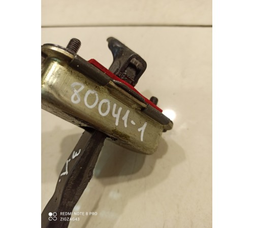 Ограничитель двери (задний, левый)