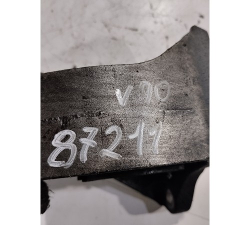 Опора двигателя