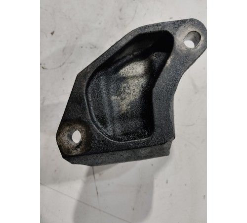 Опора двигателя