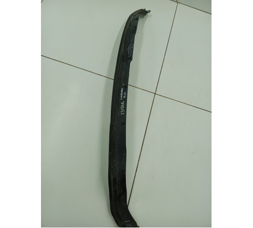 Пыльник двери передний правый