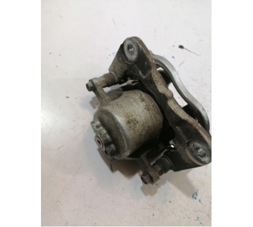 Суппорт передний правый