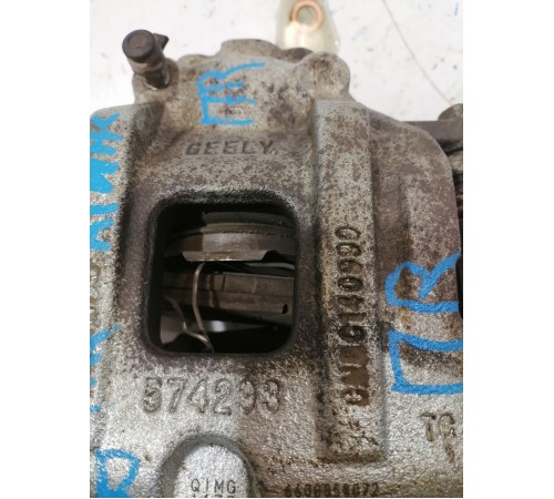 Суппорт передний правый