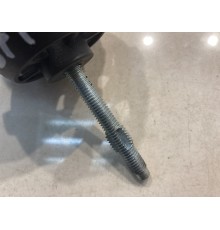 Винт запасног колеса