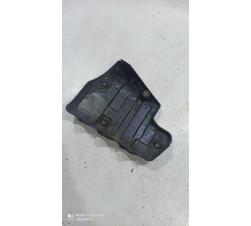 Накладка (крышка) впускного коллектора