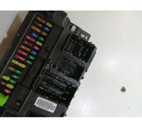 Блок управления бортовой сетью, предохранителей