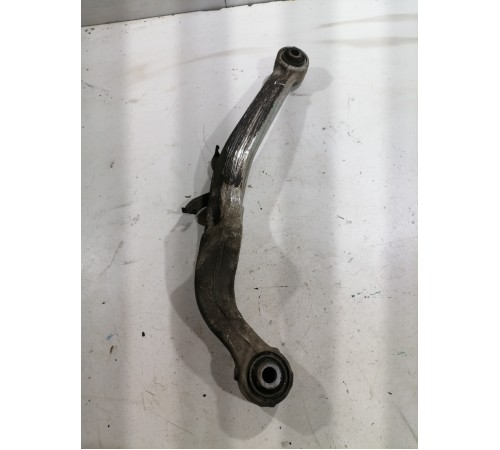 Рычаг поперечный задний верхний