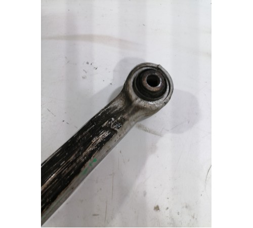 Рычаг поперечный задний верхний
