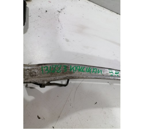 Рычаг поперечный задний верхний