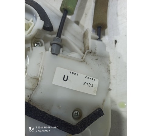 Замок двери (задний левый)