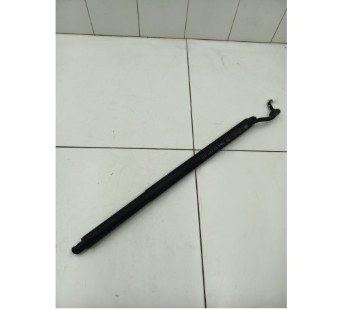 Амортизатор крышки багажника