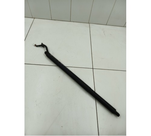 Амортизатор крышки багажника