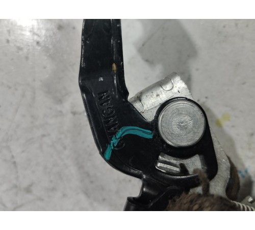 Ручка открывания бензобака