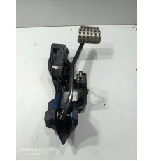 Педаль тормоза