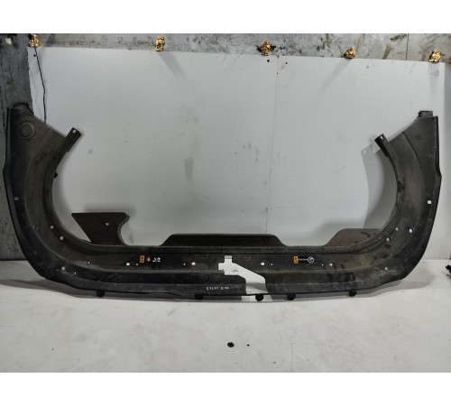 Накладка замка капота передняя