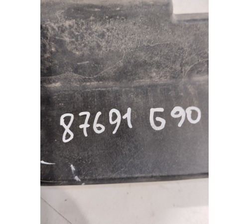 Накладка замка капота передняя