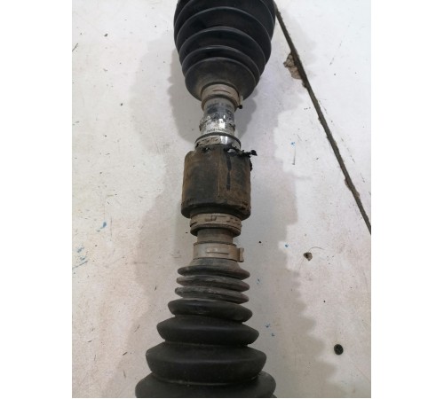 Привод (полуось) передний правый