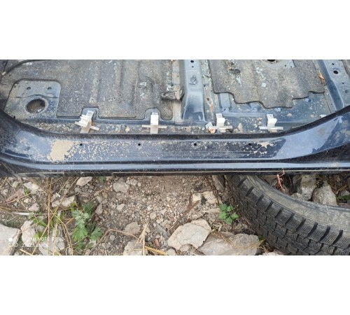 Порог со стойкой левый