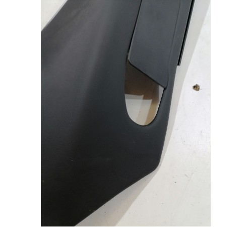 Обшивка стойки задняя правая