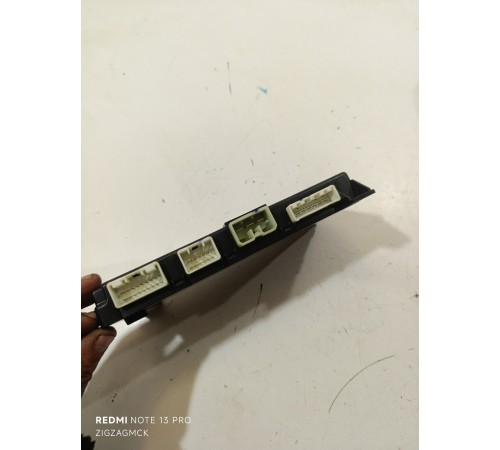 Блок управления сиденьем передний левый