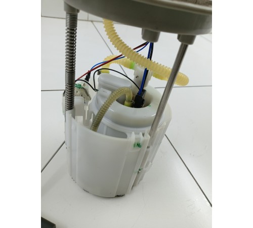 Насос топливный (5 контактов)