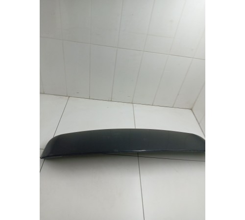 Спойлер крышки багажника