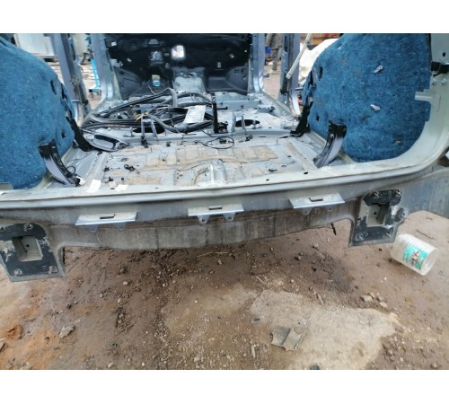 Задняя панель кузова