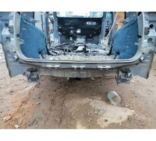 Задняя панель кузова