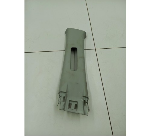 Обшивка центральной стойки левая верхняя